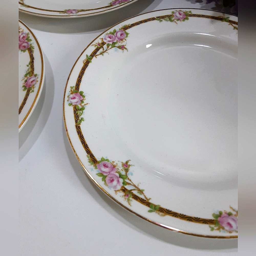 3 Vintage Johnson Bros. Bread Plates Pretty Pink Roses 6 1/2" England J.B.